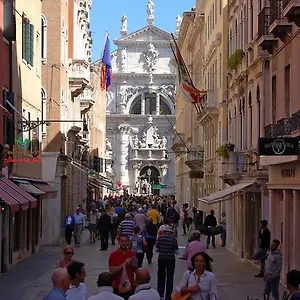 torino-venice.hotelinveneto.com/